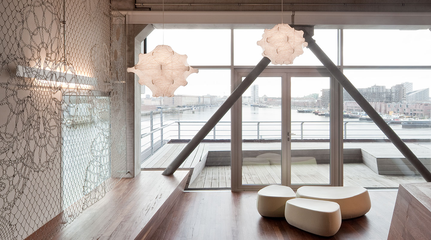 FLOS（フロス）TARAXACUM CWタラクサクム イタリア製 シャンデリア 楽天市場】【要エントリ全ポイントback抽選!】FLOS フロス TARAXACUM