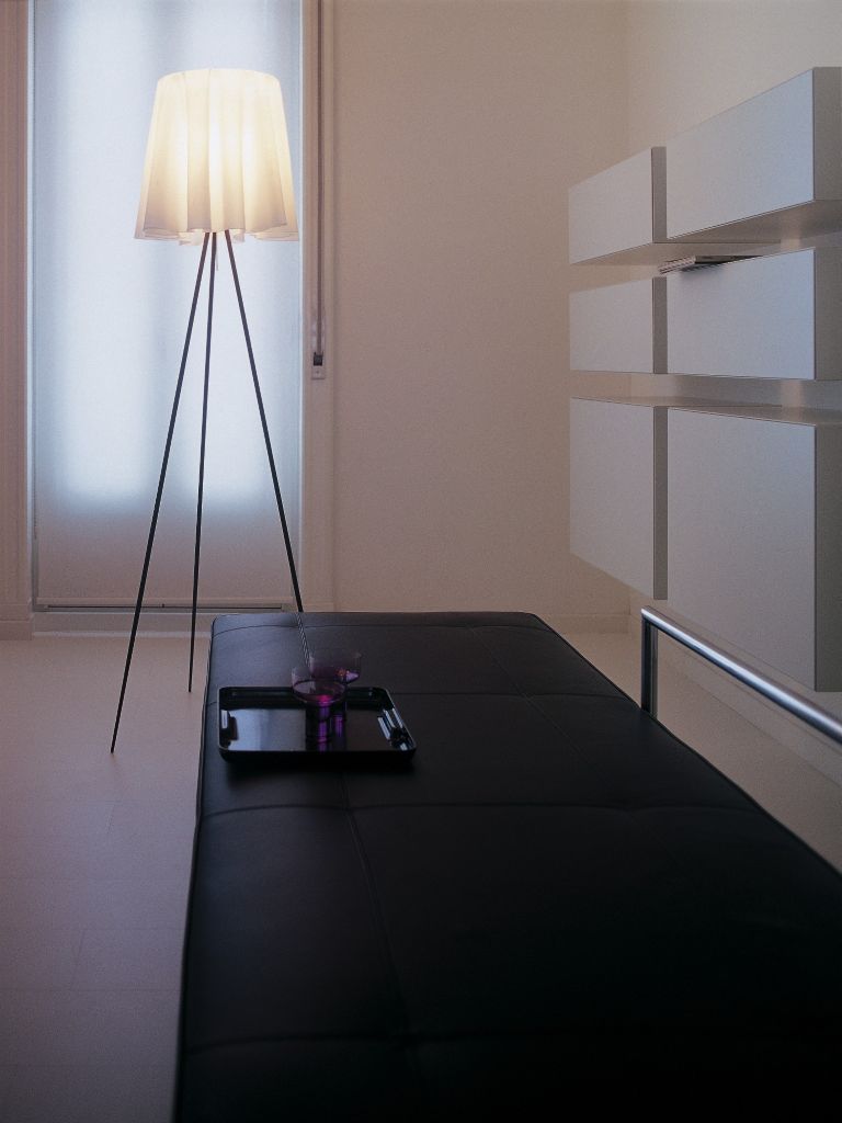 Rosy Angelis フロア | Flos